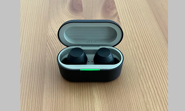 LG Xboom Earbuds Plus with UV Cleaning Case