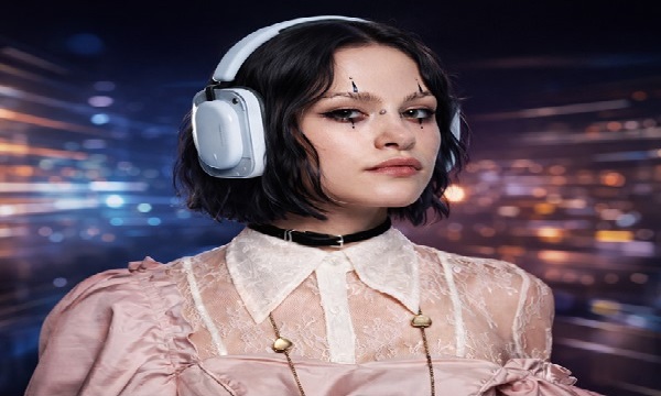 Nothing Headphone (a) 135-Hour Battery & Bold-Design